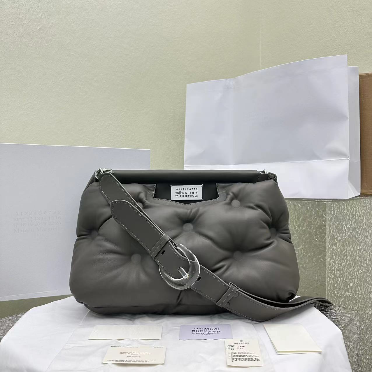 Maison Margiela Glam Slam Classique Medium Shoulder Bag(39-40-18-6cm) - PerfectKickZ