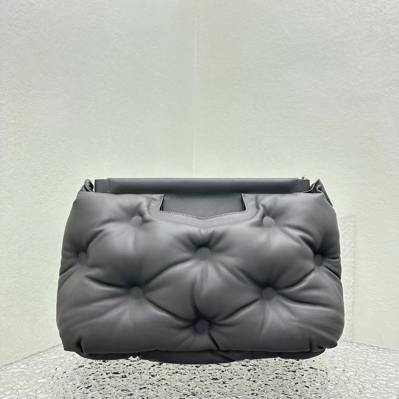 Maison Margiela Glam Slam Classique Medium Shoulder Bag(39-40-18-6cm) - PerfectKickZ