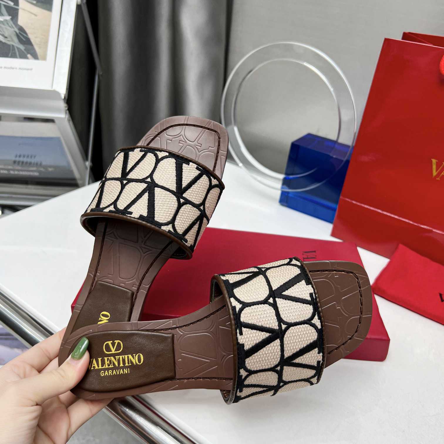 Valenti Toile Iconographe Slide Sandal  - PerfectKickZ