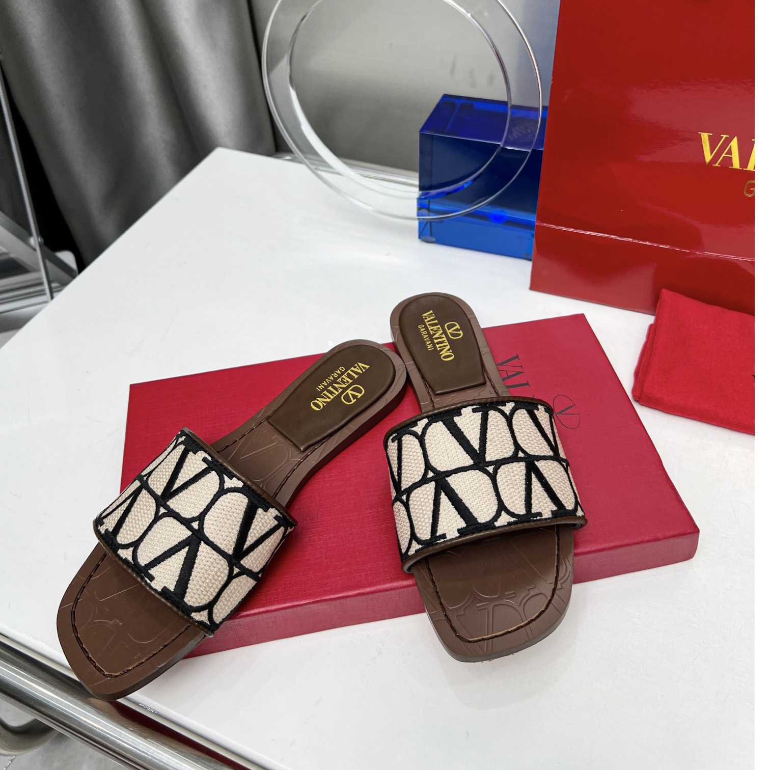 Valenti Toile Iconographe Slide Sandal  - PerfectKickZ
