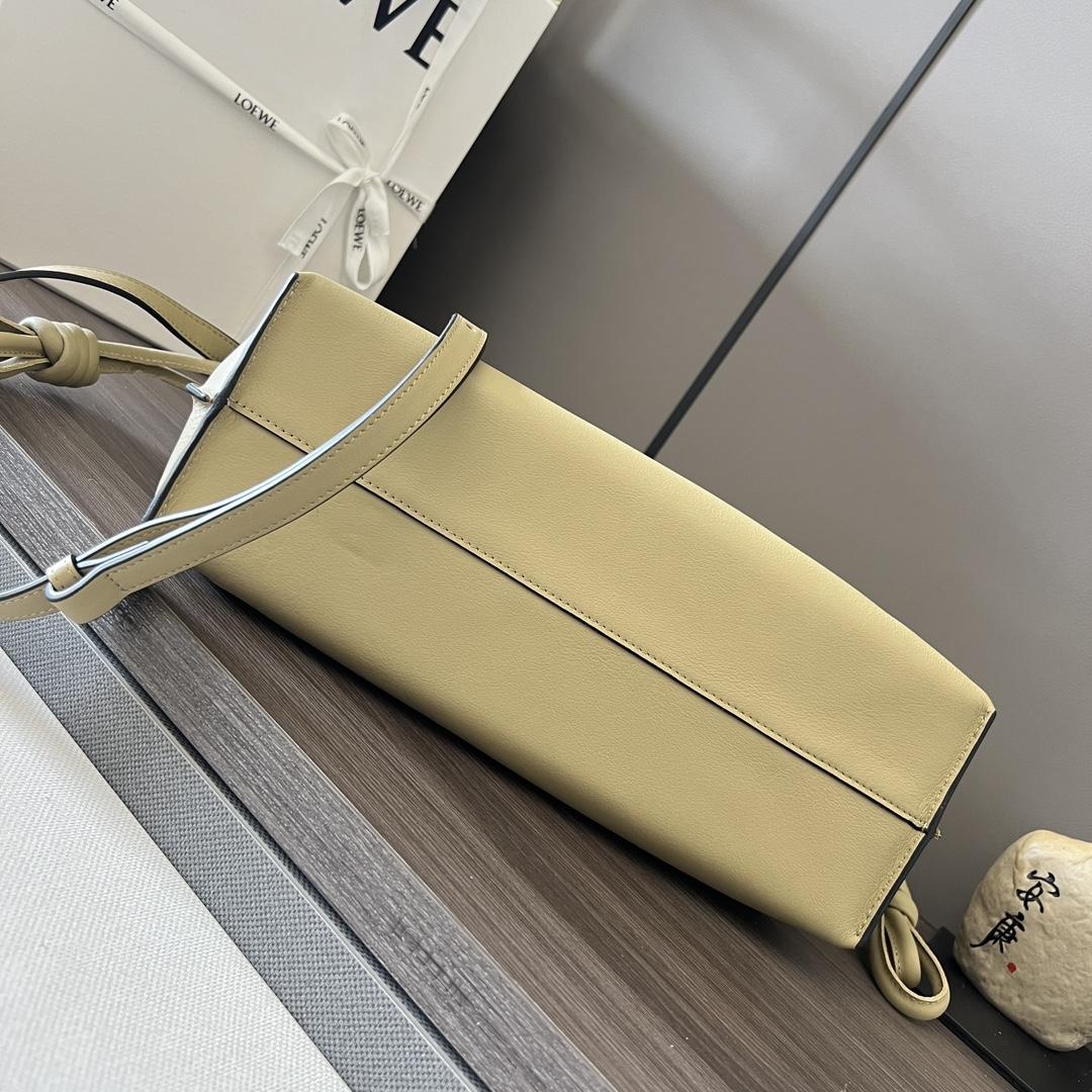 Loewe Flamenco Clutch In Nappa Calfskin - PerfectKickZ