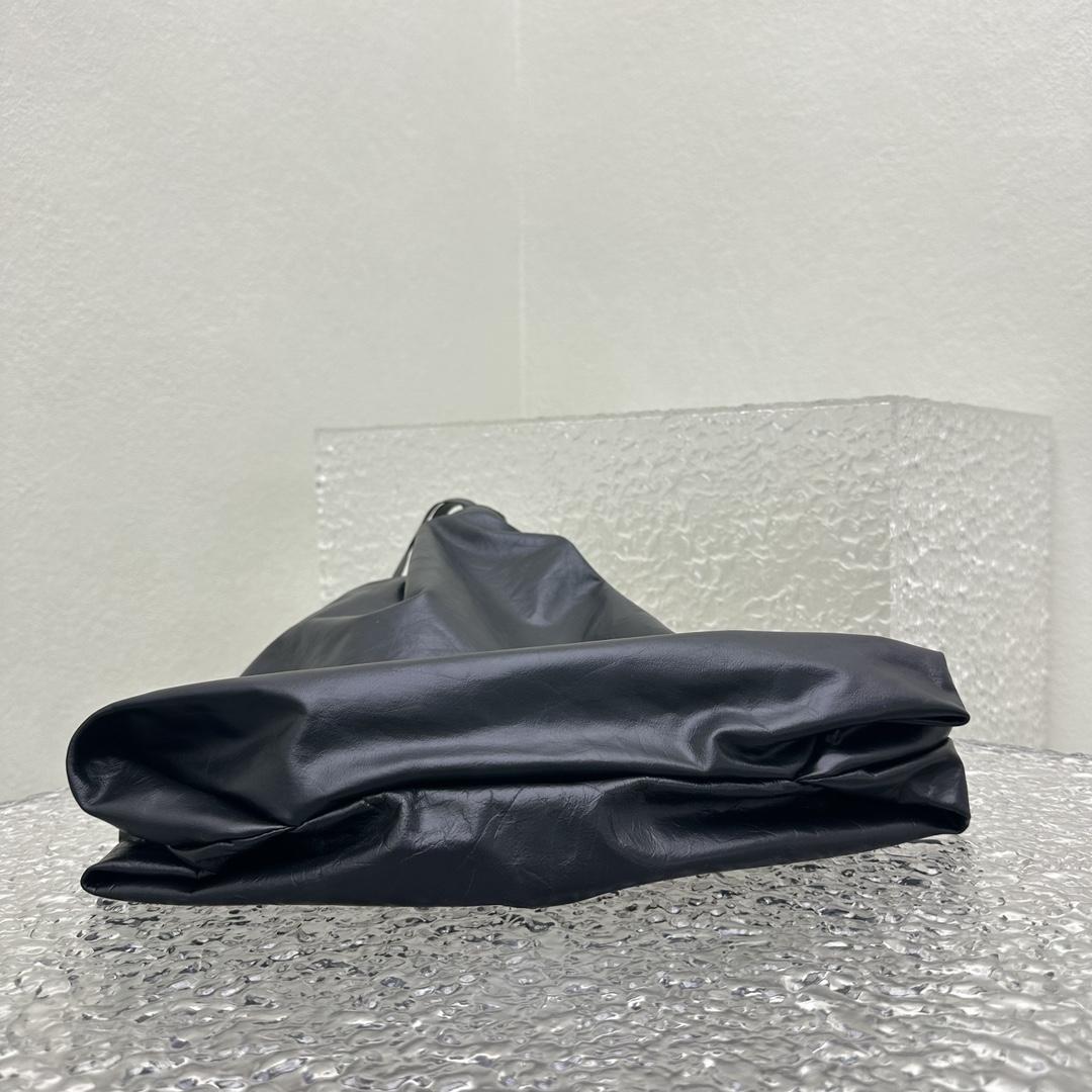 Balenciaga Women's Crush Medium Tote Bag In Black - PerfectKickZ