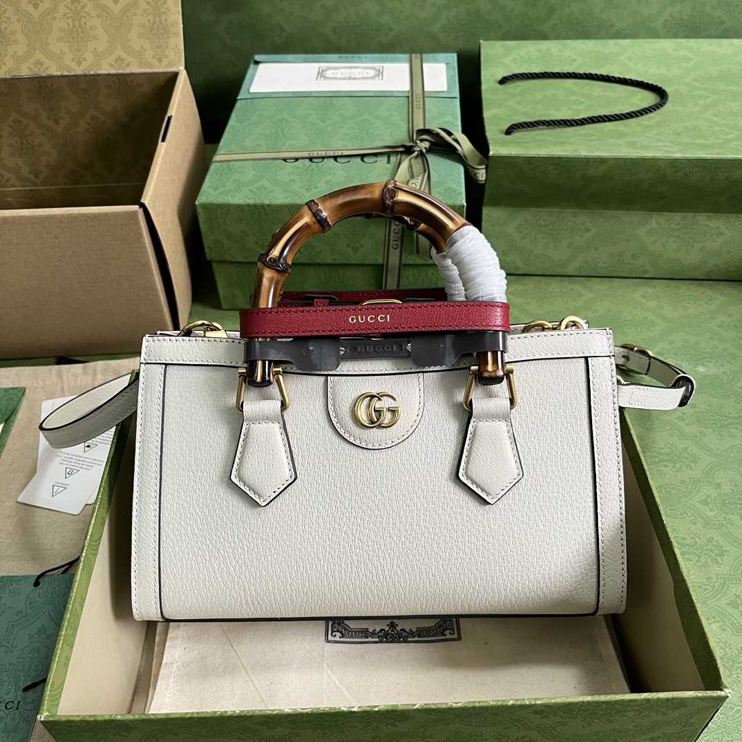 Gucci Diana Small Shoulder Bag(27*15.5*11cm) - PerfectKickZ