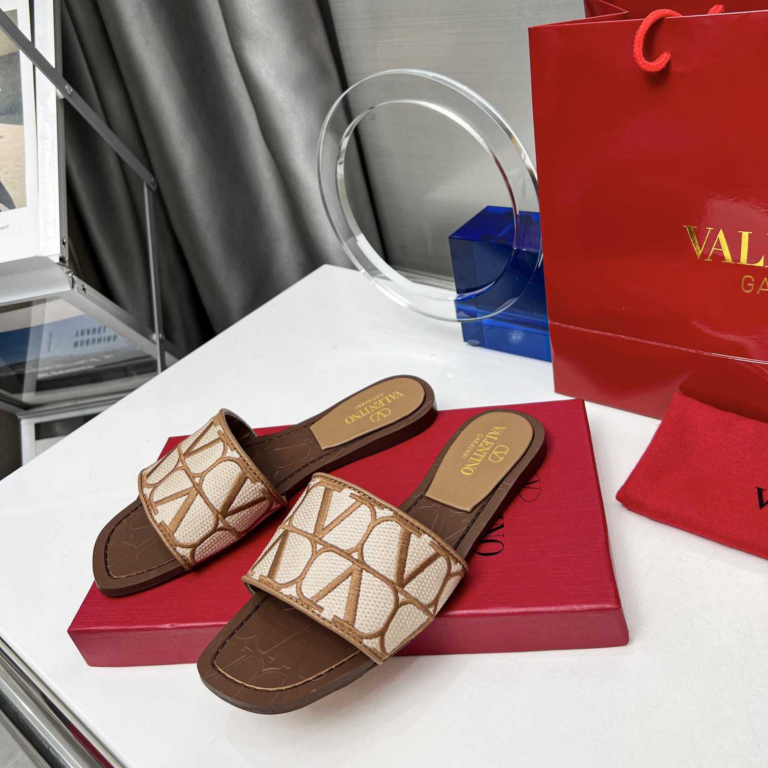 Valenti Toile Iconographe Slide Sandal  - PerfectKickZ