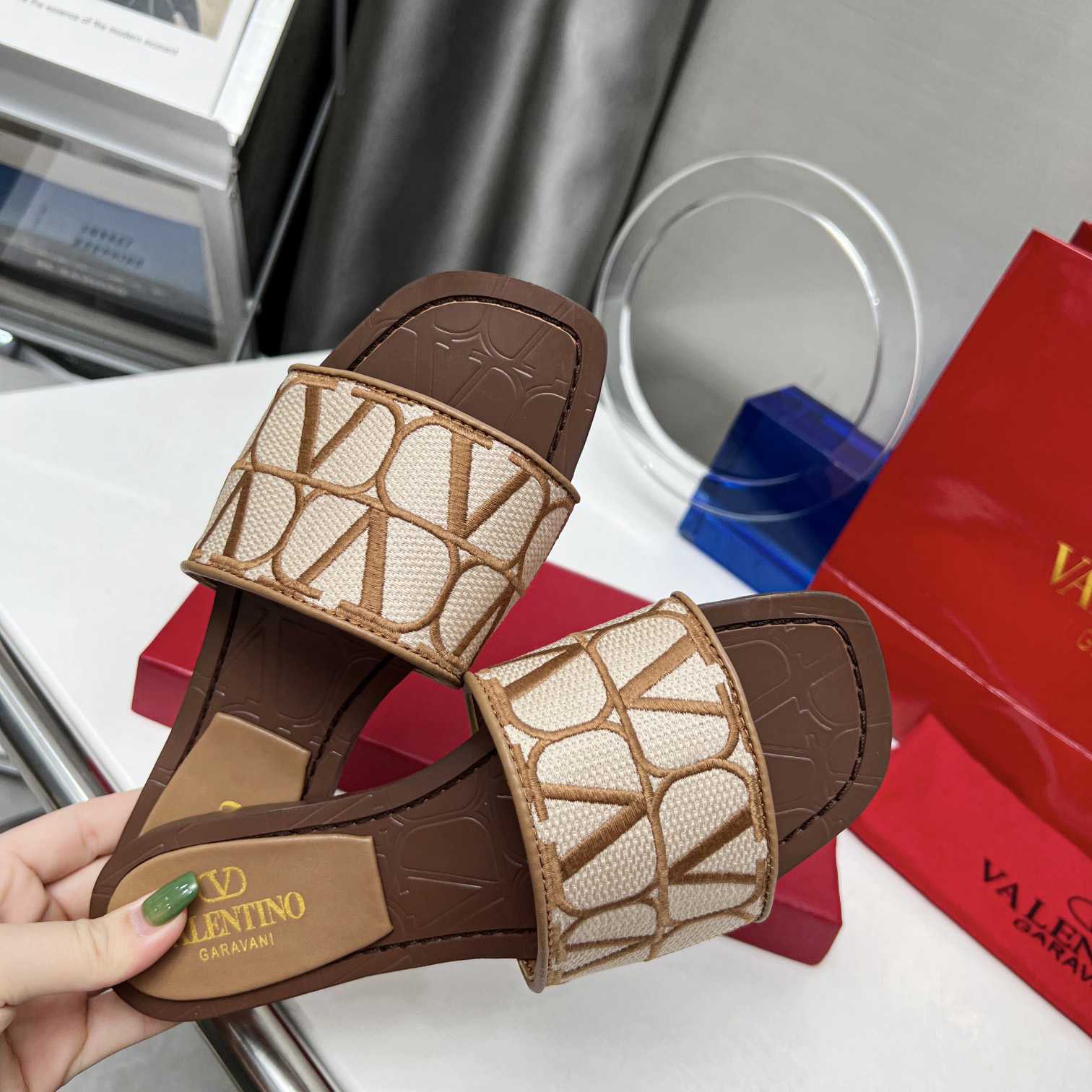 Valenti Toile Iconographe Slide Sandal  - PerfectKickZ