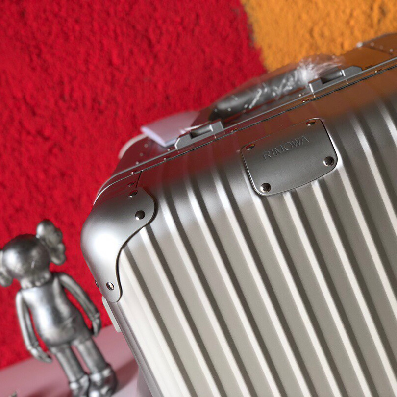 Rimowa Luggage  31inch - PerfectKickZ