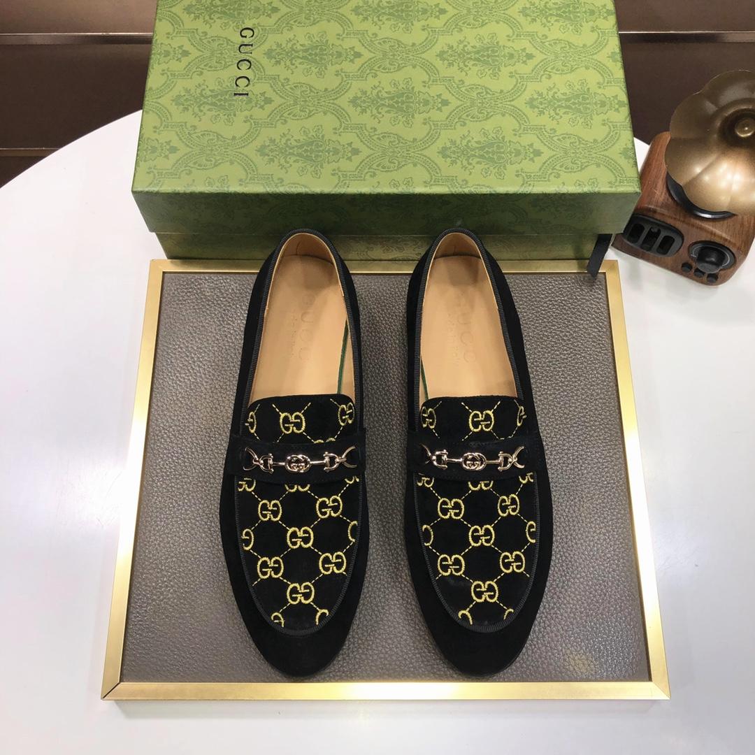 Gucci Jordaan GG Velvet Loafer - PerfectKickZ