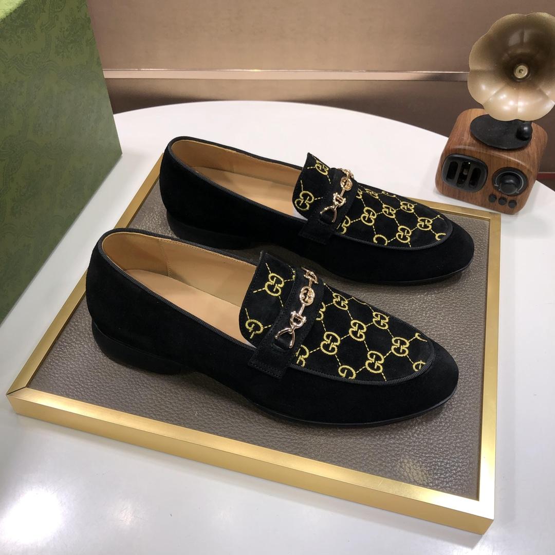 Gucci Jordaan GG Velvet Loafer - PerfectKickZ