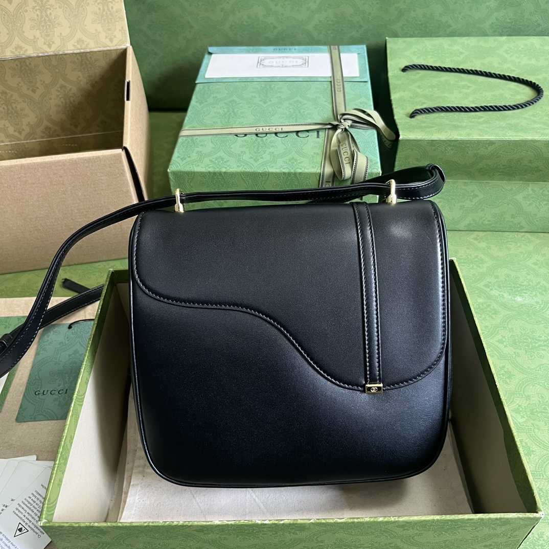 Gucci Equestrian Inspired Shoulder Bag(21-20-7cm)   - 
