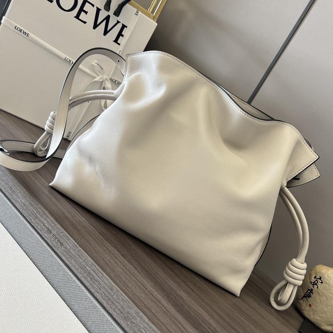 Loewe Flamenco Clutch In Nappa Calfskin - PerfectKickZ
