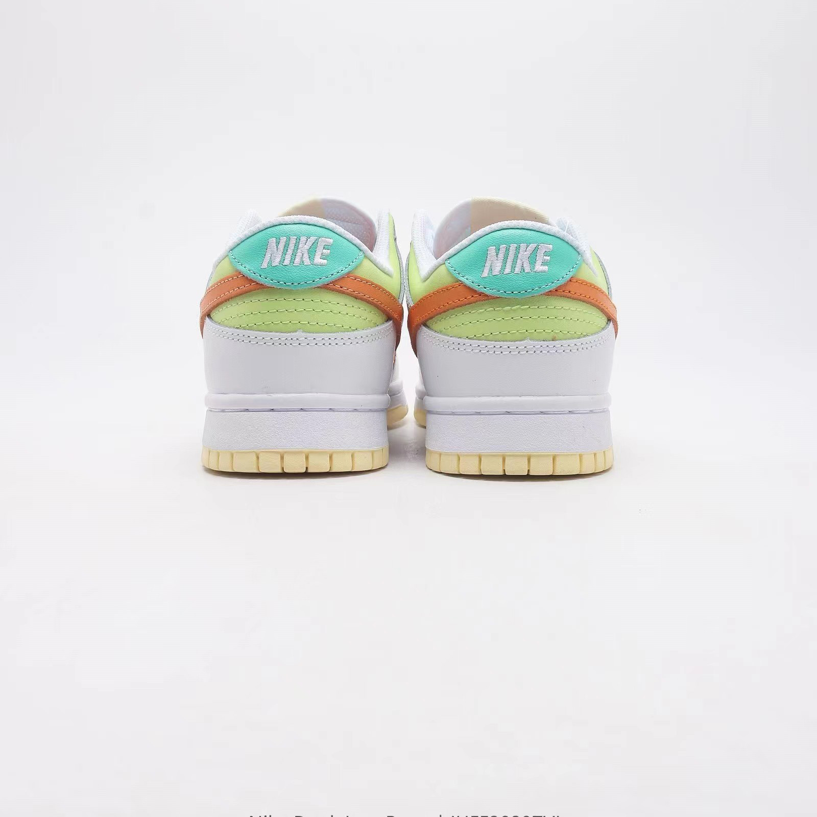 Nike Dunk Low Sneakers   FD0350 - 