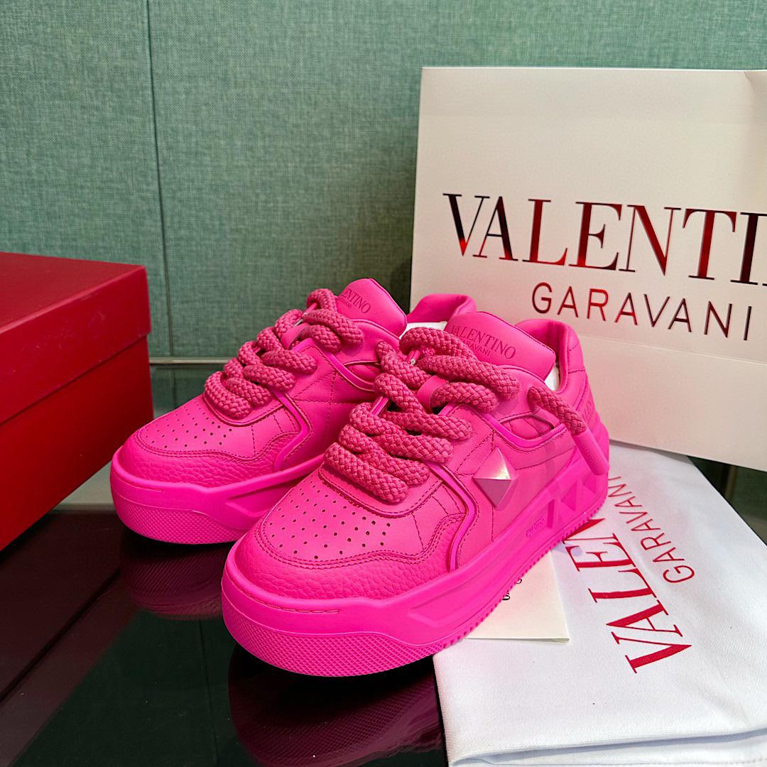 Valenti One Stud XL Nappa Leather Low-Top Sneaker - PerfectKickZ