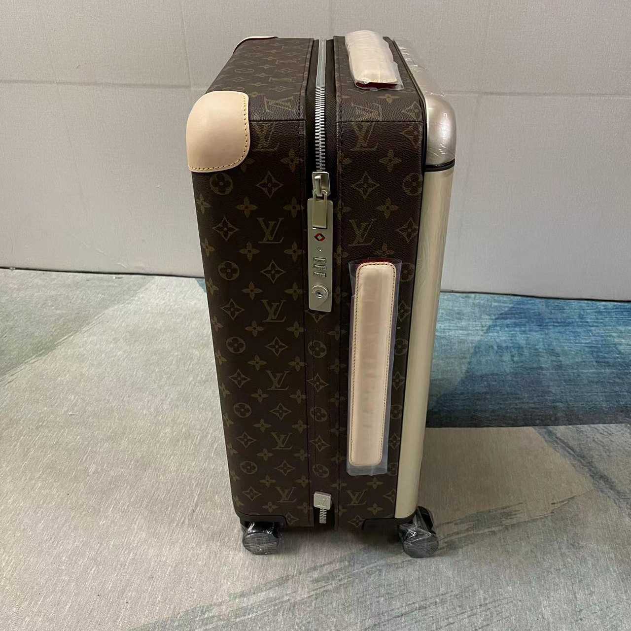 Louis Vuitton  Luggage - PerfectKickZ