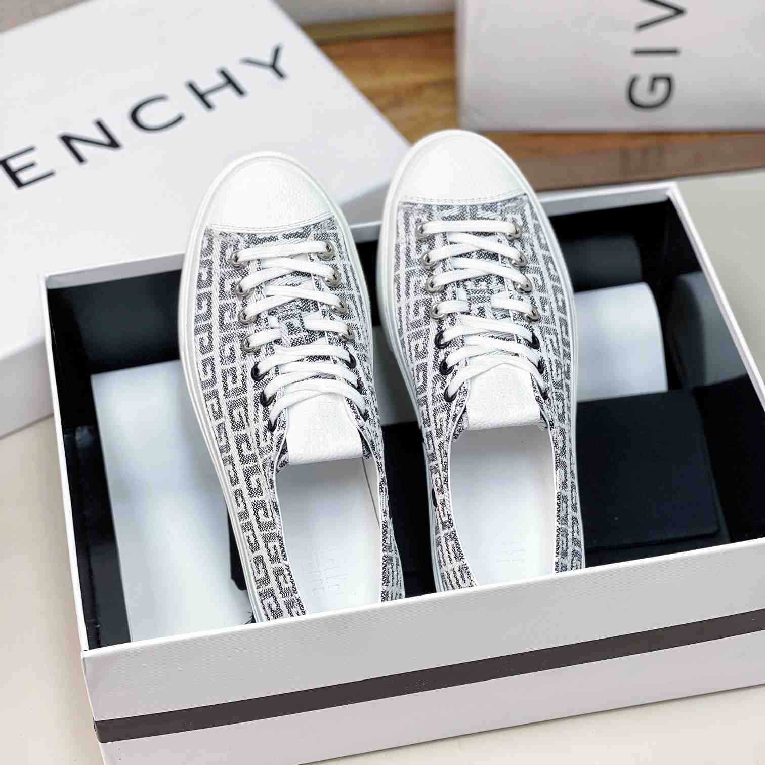 Givenchy Sneakers City In 4G Jacquard - PerfectKickZ
