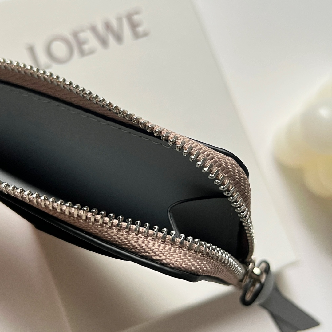 Loewe Coin Cardholder In Soft Grained Calfskin - PerfectKickZ