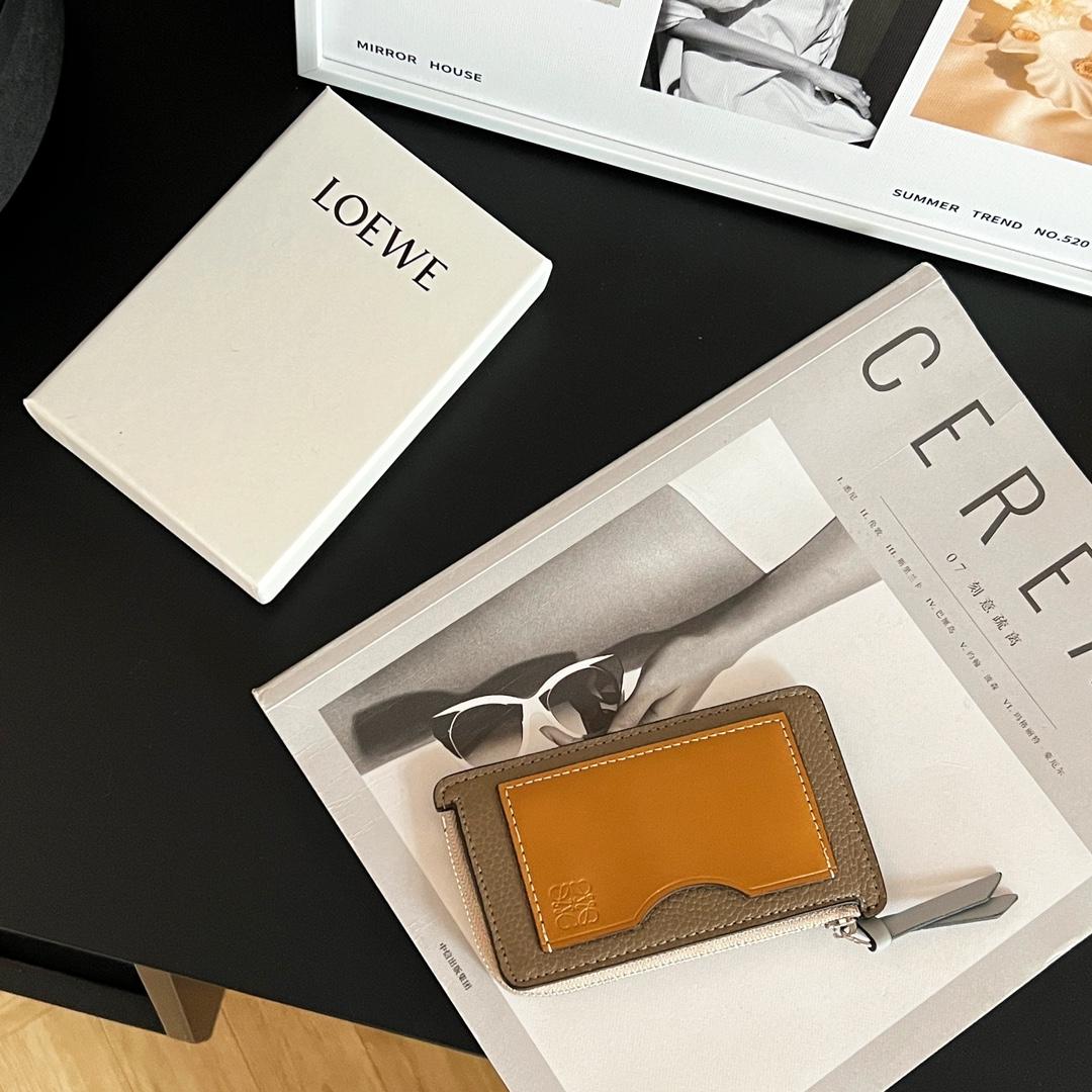 Loewe Coin Cardholder In Soft Grained Calfskin - PerfectKickZ