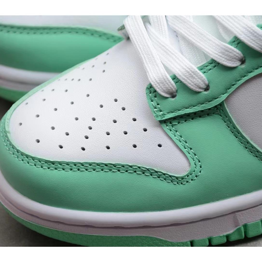 Nike Dunk Low Wmns "Green Glow" DD1503-105 - 