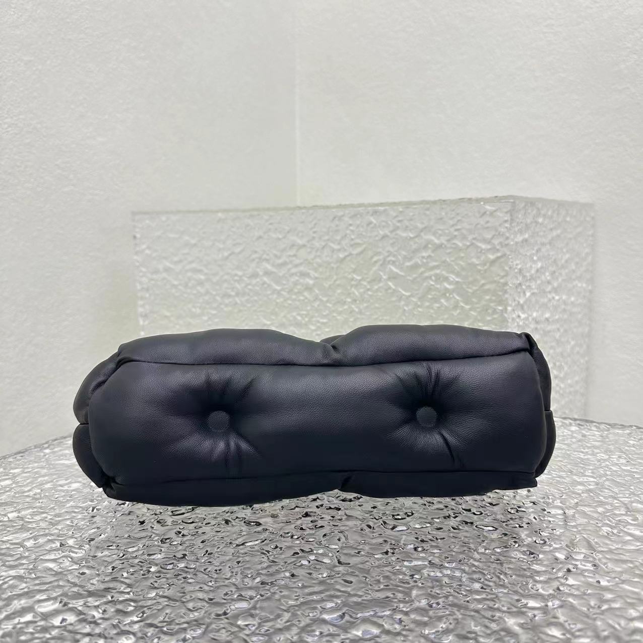 Maison Margiela Glam Slam Classique Medium Shoulder Bag(30-22-10cm) - PerfectKickZ