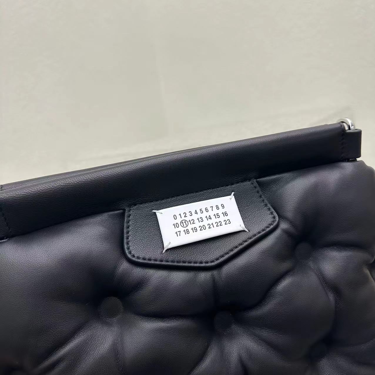 Maison Margiela Glam Slam Classique Medium Shoulder Bag(30-22-10cm) - PerfectKickZ