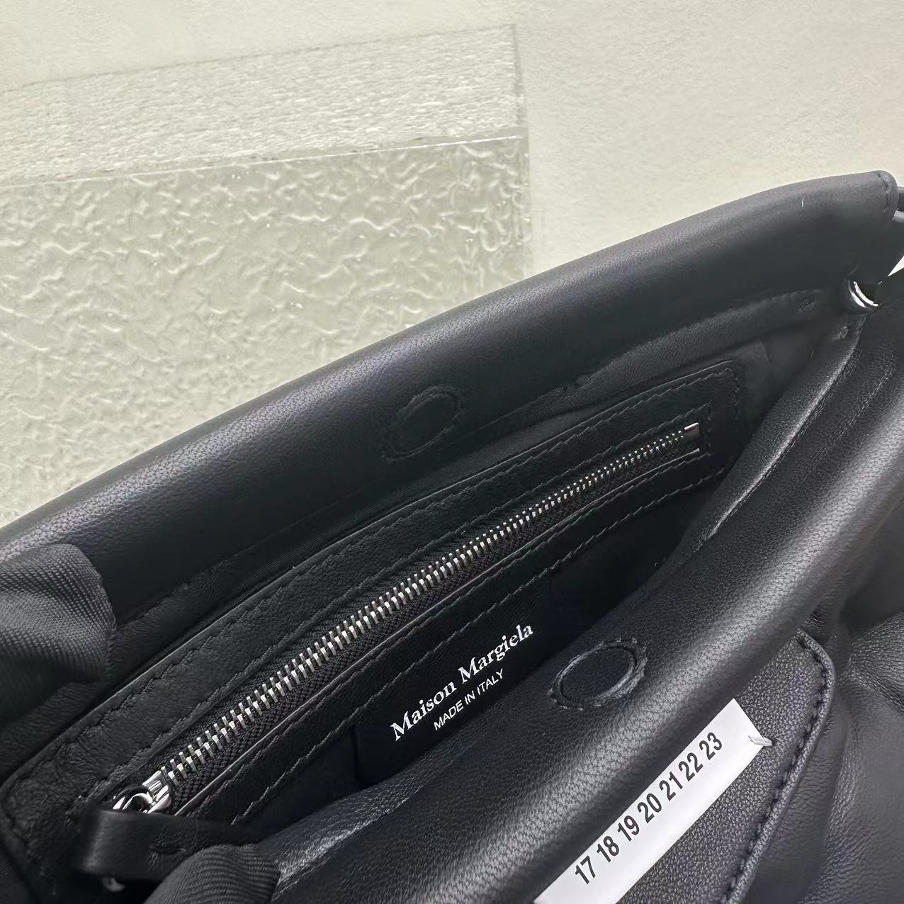 Maison Margiela Glam Slam Classique Medium Shoulder Bag(30-22-10cm) - PerfectKickZ