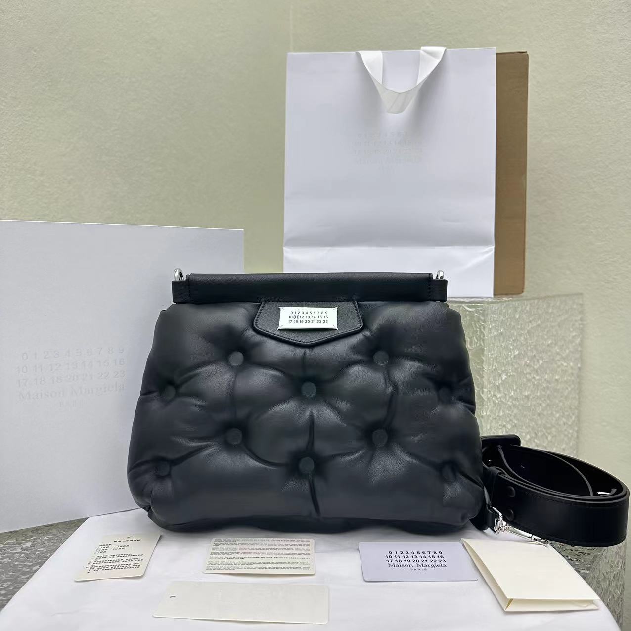 Maison Margiela Glam Slam Classique Medium Shoulder Bag(30-22-10cm) - PerfectKickZ