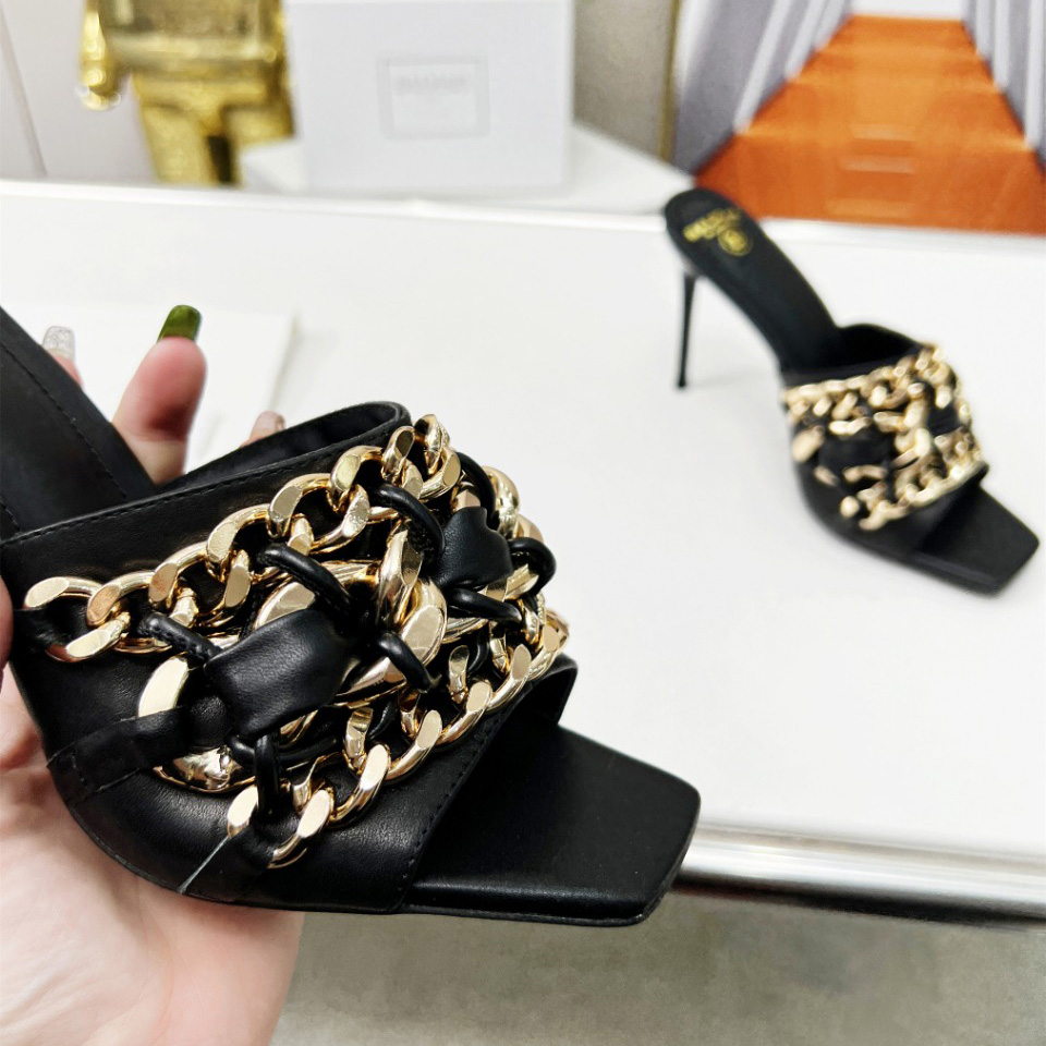 Balmain Chain-link Detail 95mm Pumps - PerfectKickZ