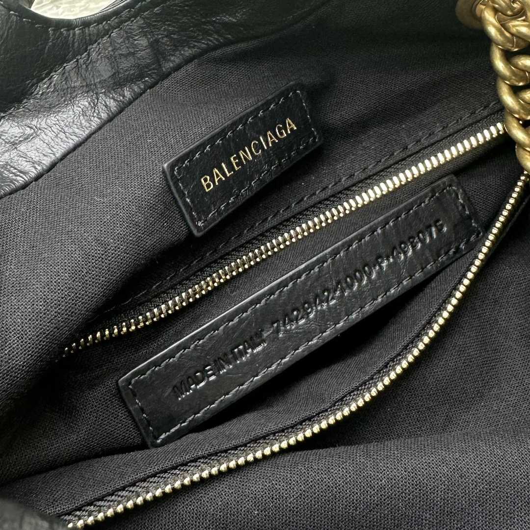 Balenciaga Women's Crush Small Tote Bag In Black - PerfectKickZ