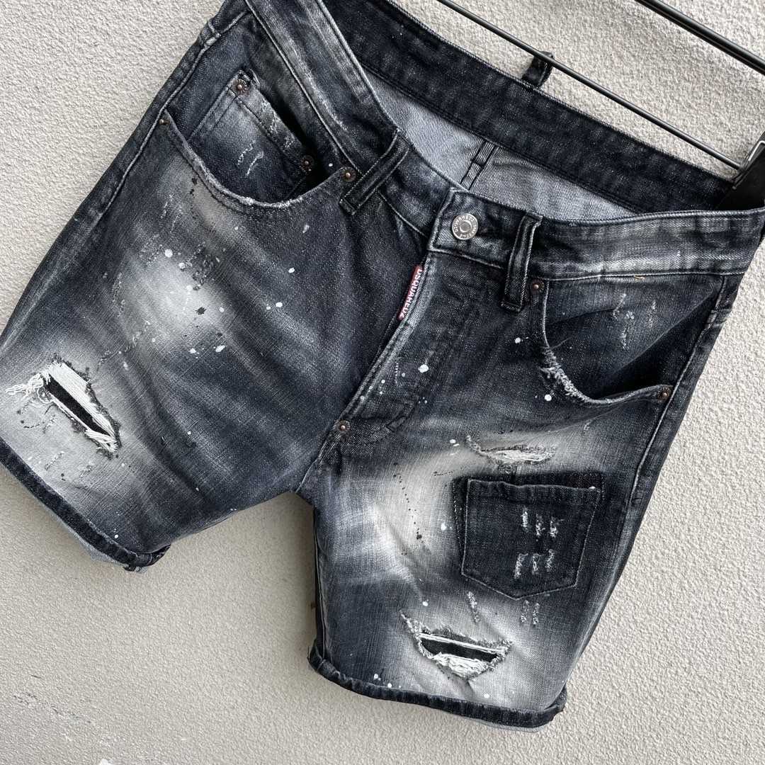 Dsquared2  Denim Shorts   D089 - 