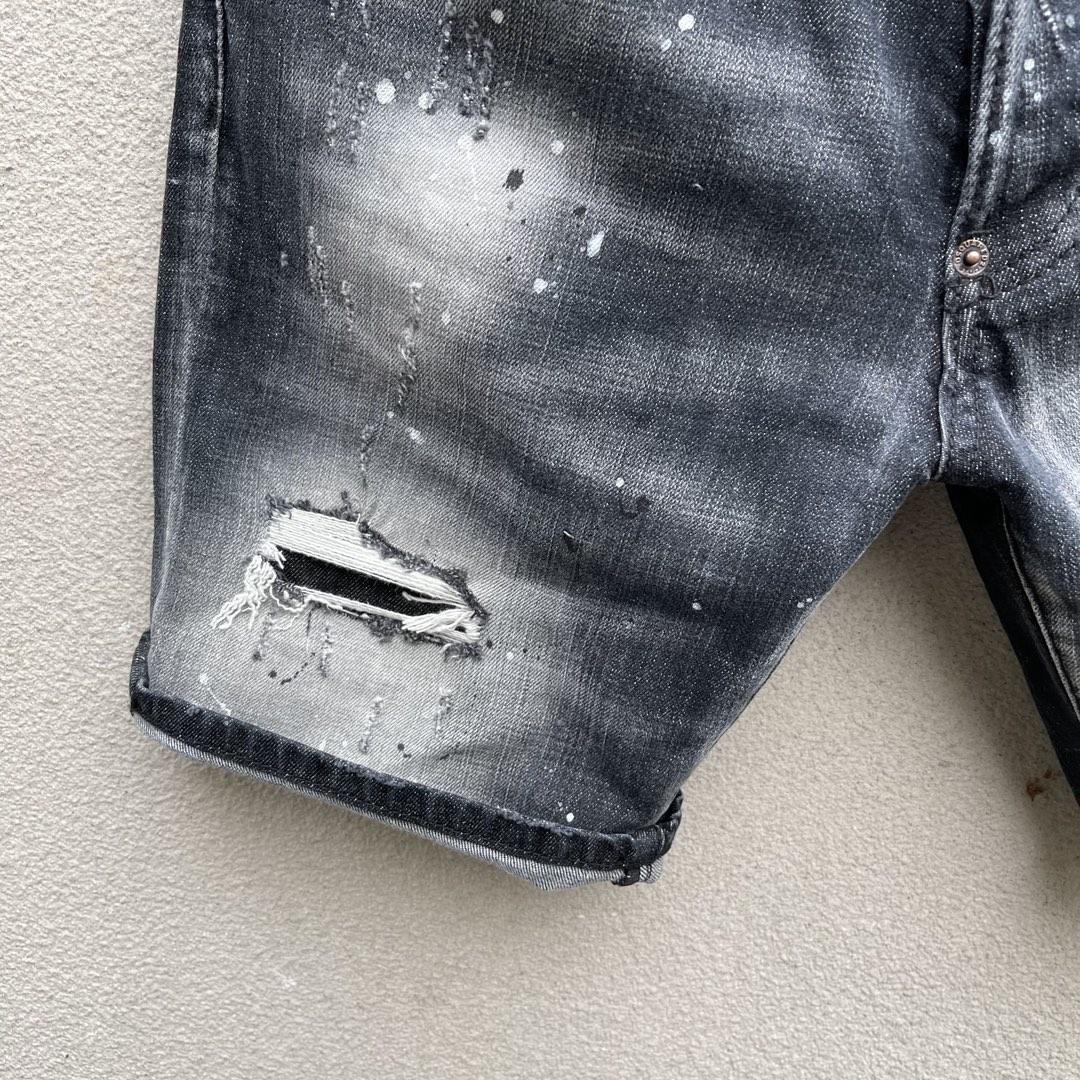 Dsquared2  Denim Shorts   D089 - 