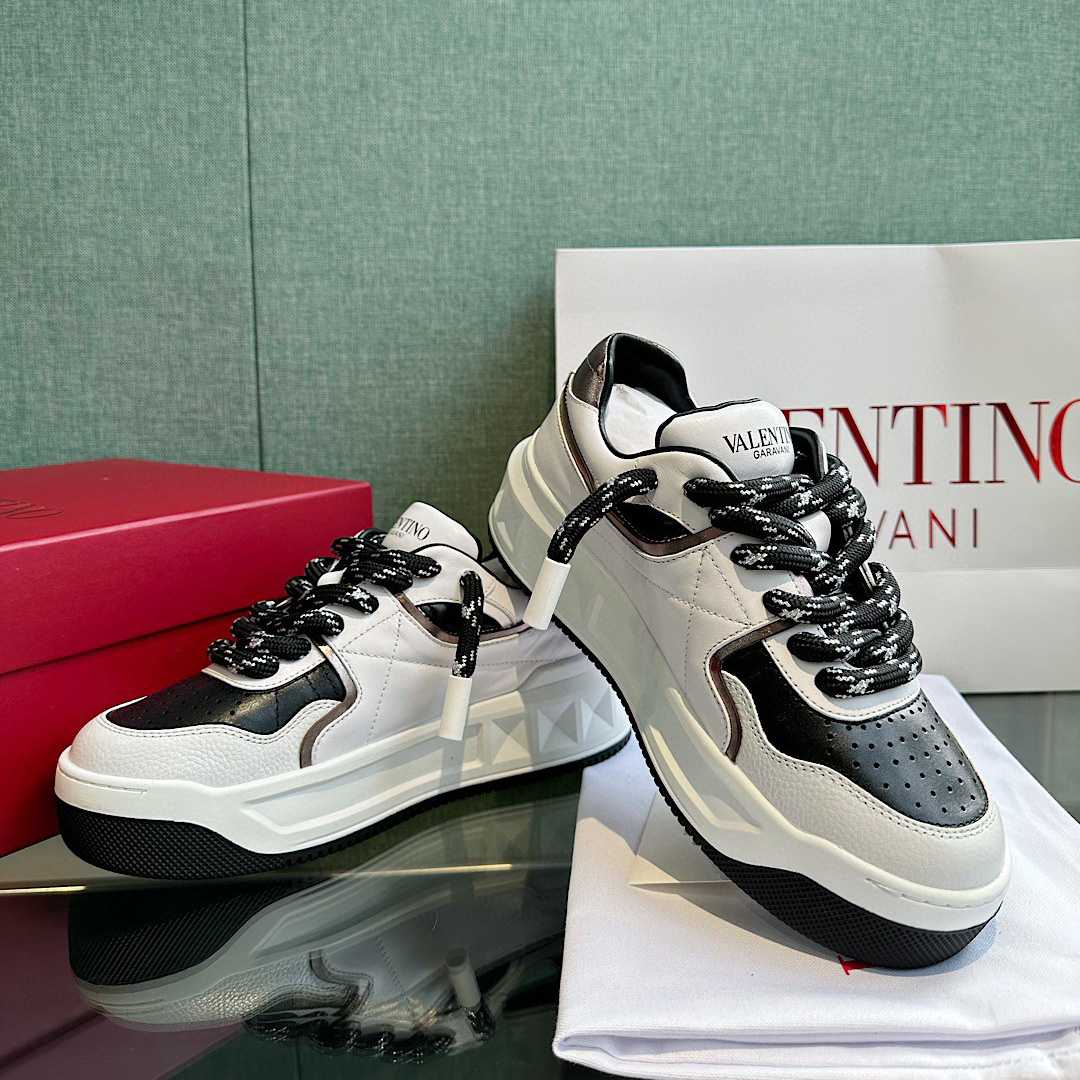Valenti One Stud XL Low-Top Sneakers - PerfectKickZ