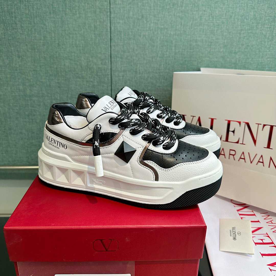 Valenti One Stud XL Low-Top Sneakers - PerfectKickZ