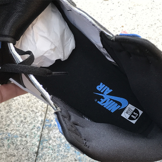  Air Jordan 1 High OG “UNC Toe” Sneaker     DZ5485-400 - 