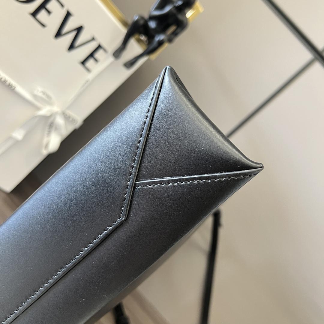 Loewe Standard A4 Tote In Sleek Calfskin - PerfectKickZ