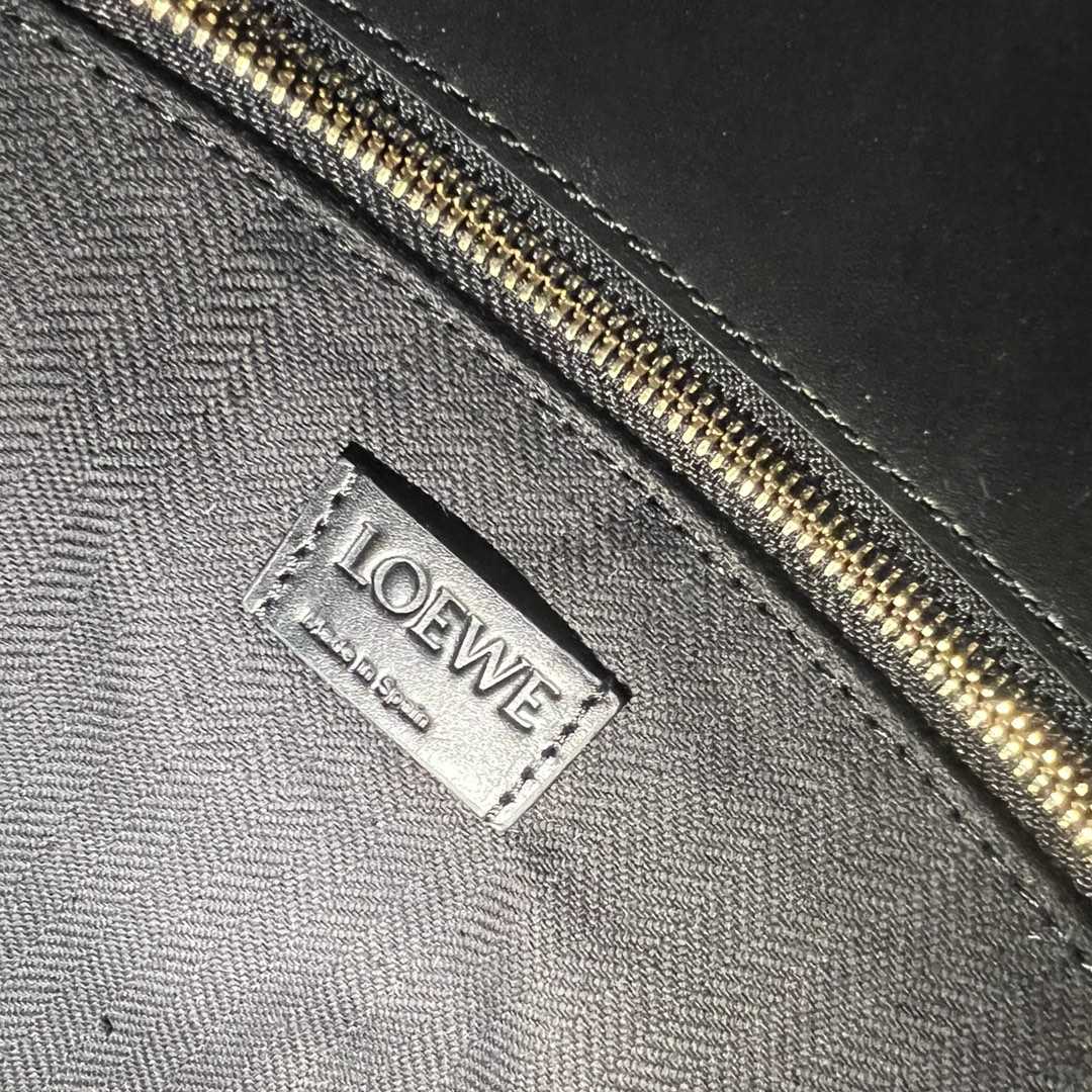 Loewe Standard A4 Tote In Sleek Calfskin - PerfectKickZ