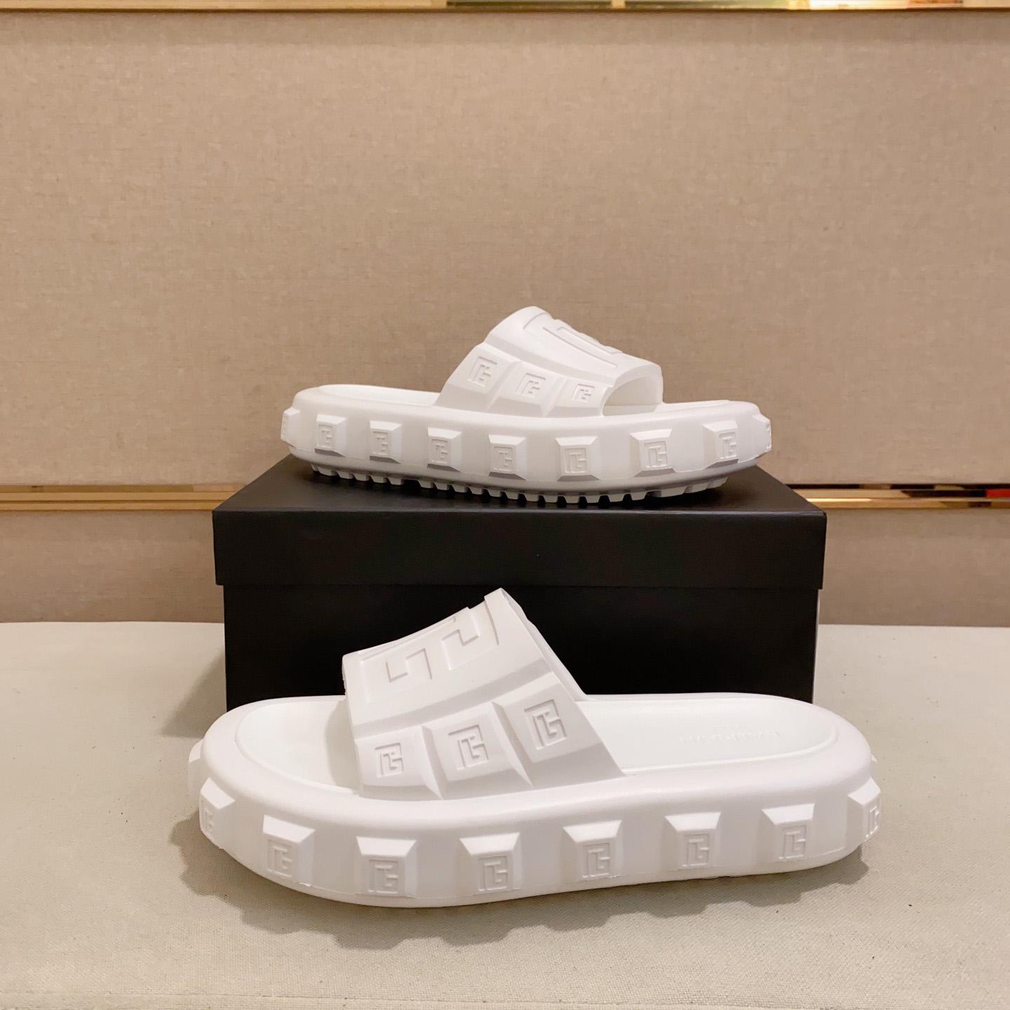 Balmain Embossed-logo Detail Slides - PerfectKickZ