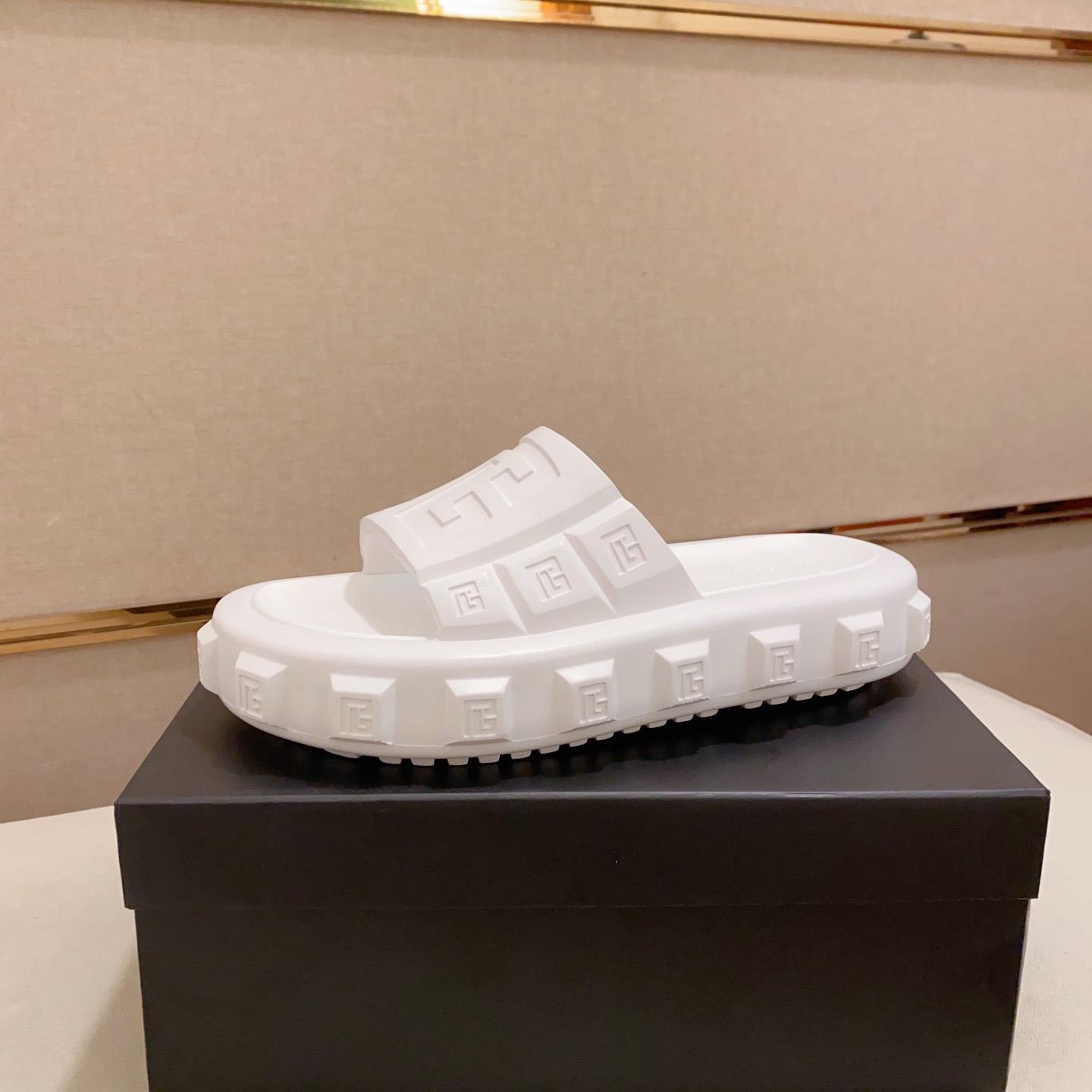 Balmain Embossed-logo Detail Slides - PerfectKickZ
