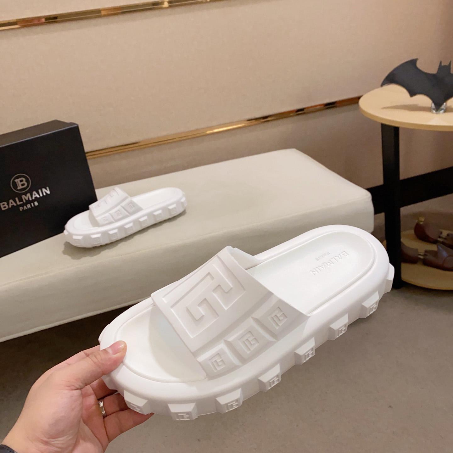 Balmain Embossed-logo Detail Slides - PerfectKickZ