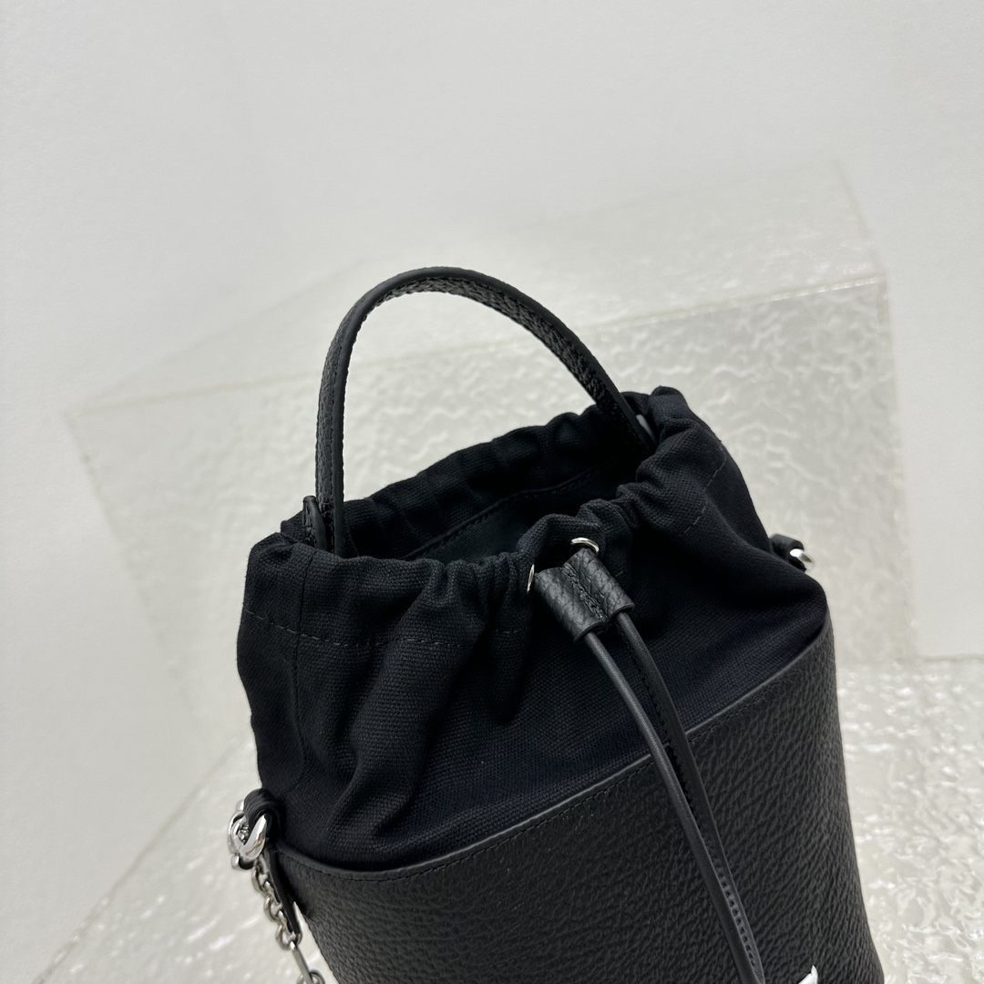 Maison Margiela Women's Bucket Bag(15x23×15cm) - PerfectKickZ