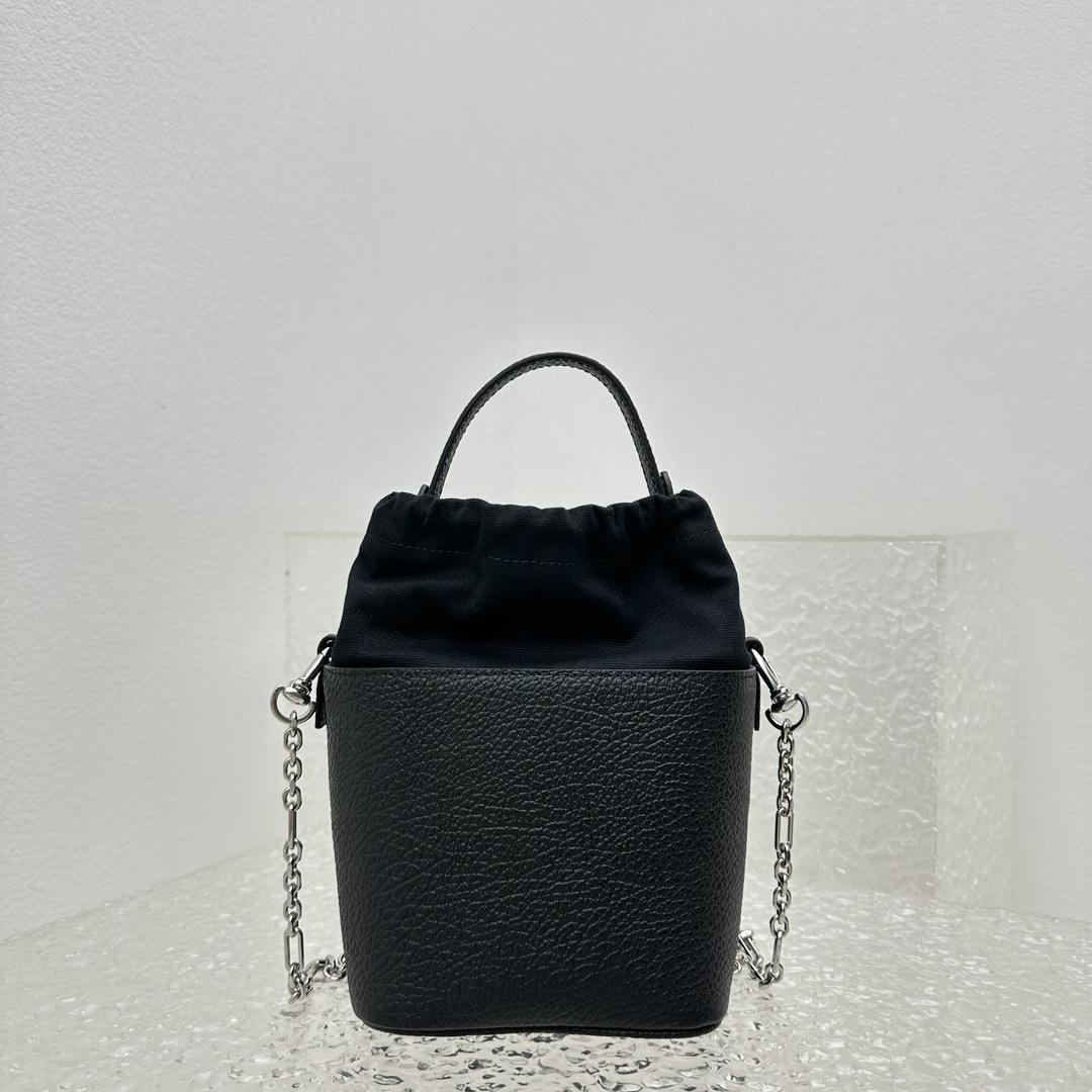 Maison Margiela Women's Bucket Bag(15x23×15cm) - PerfectKickZ