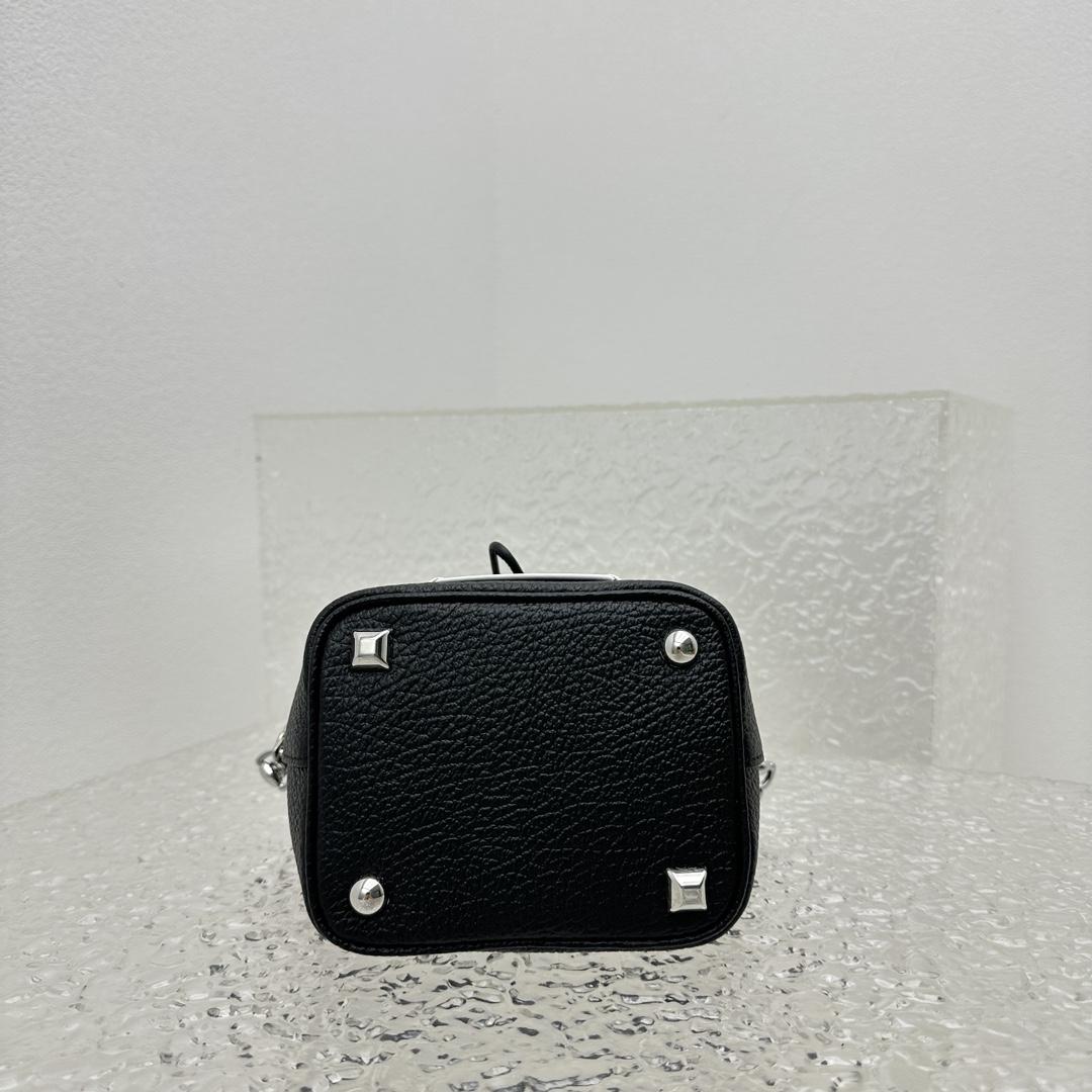 Maison Margiela Women's Bucket Bag(15x23×15cm) - PerfectKickZ