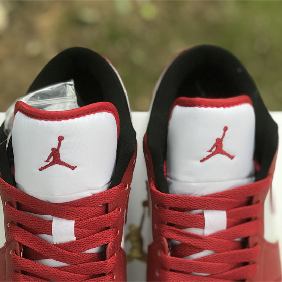 Air Jordan 1 Low Sneaker    DC0774-160 - PerfectKickZ