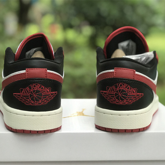 Air Jordan 1 Low Sneaker    DC0774-160 - PerfectKickZ
