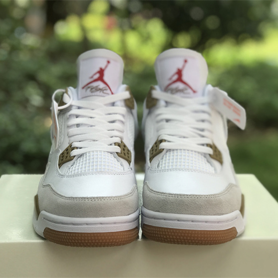Nike SB x Air Jordan 4 Sneaker      DR5415-120 - PerfectKickZ
