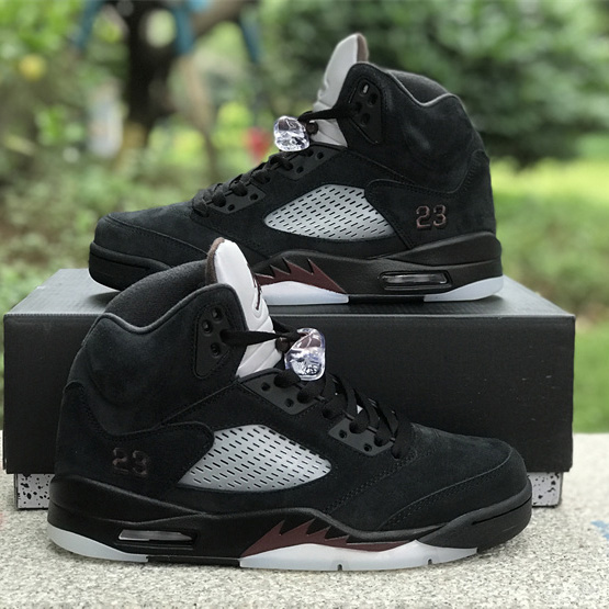 A Ma Maniére x Air Jordan 5 “Black” Sneakers      FD1330-001  - 