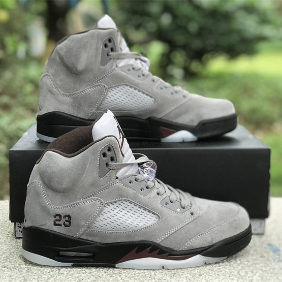 A Ma Maniére x Air Jordan 5 “Light Bone” Sneakers      FD1330-006 - 