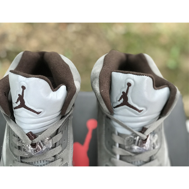 A Ma Maniére x Air Jordan 5 “Light Bone” Sneakers      FD1330-006 - 
