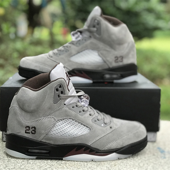 A Ma Maniére x Air Jordan 5 “Light Bone” Sneakers      FD1330-006 - 