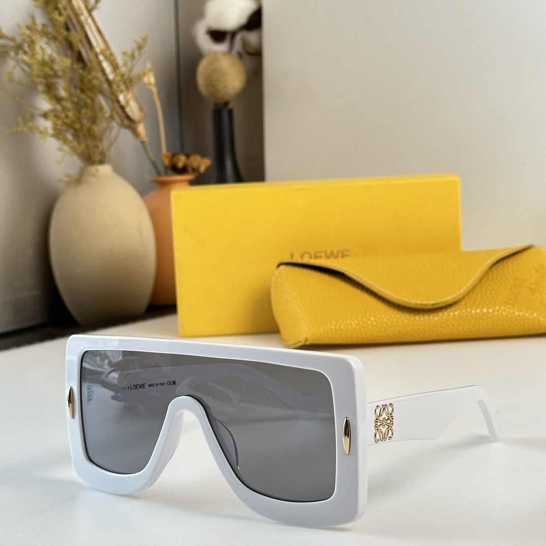 Loewe Anagram Mask Sunglasses In Acetate     LW40106U  - PerfectKickZ