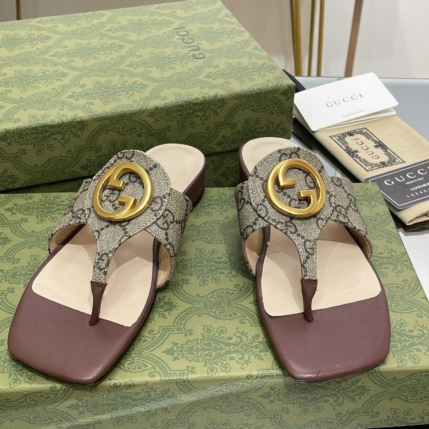 Gucci Womens Gucci Blondie Thong Sandal - PerfectKickZ