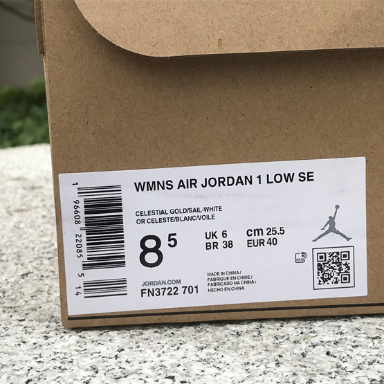 Air Jordan 1 Low SE “Canvas” Sneaker      FN3722-701 - PerfectKickZ
